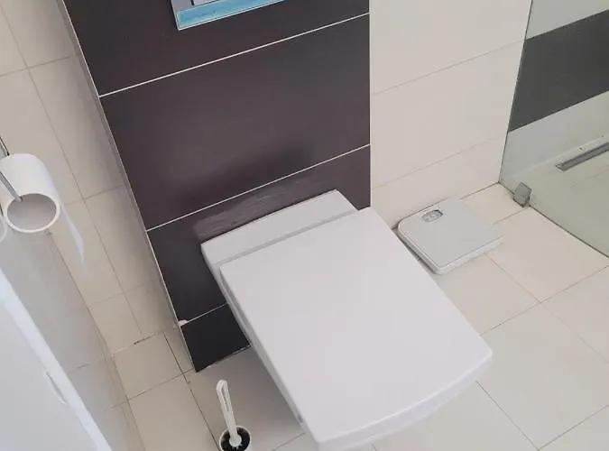 4 Pory Roku Kwatera prywatna Łomianki